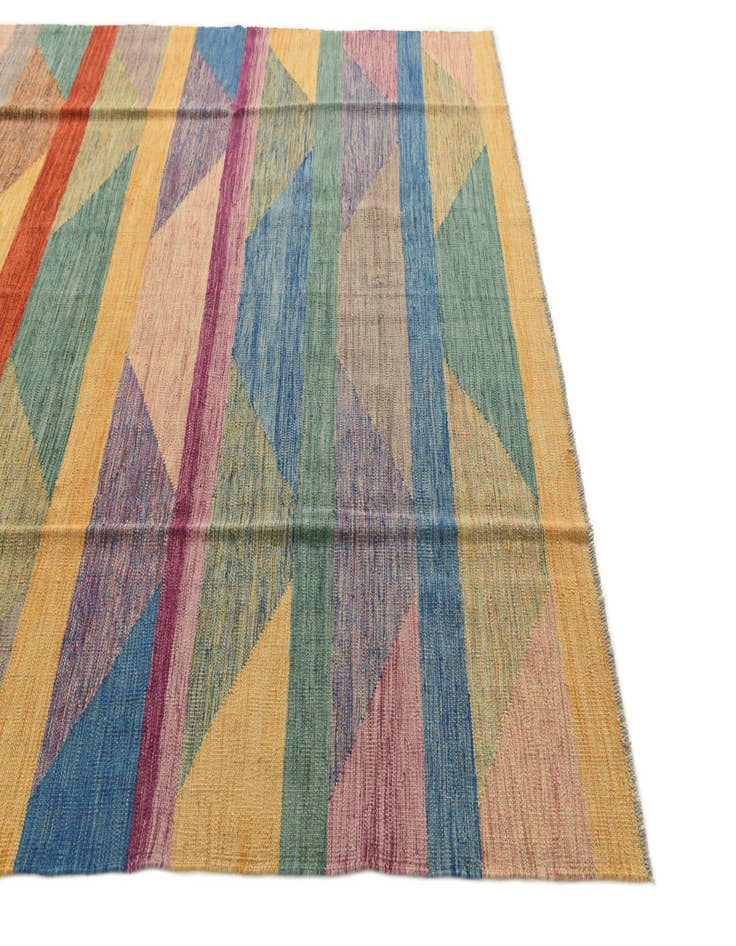 Detail image of 6' 5 x 10'  Hand Woven Kilim Modern Wool Rug