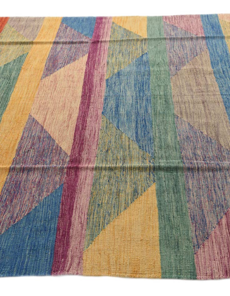 Detail image of 6' 5 x 10'  Hand Woven Kilim Modern Wool Rug