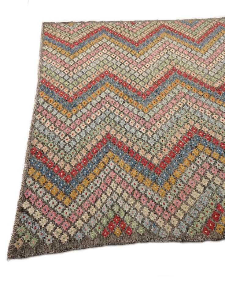 Detail image of 7' 2 x 9' 3  Hand Woven Kilim Modern Wool Rug