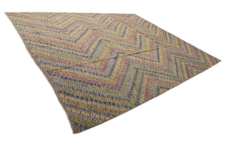 Detail image of 10' 8 x 13' 1 Hand Woven Kilim Modern Wool Rug