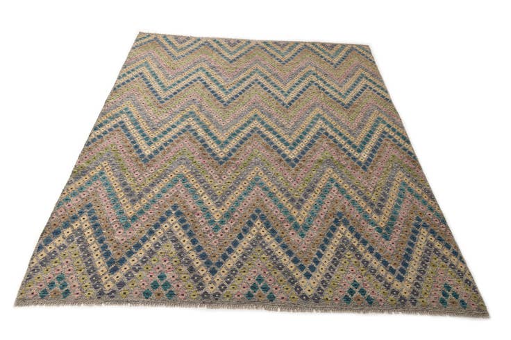 Detail image of 9' x 11' 3 Hand Woven Kilim Modern Wool Rug