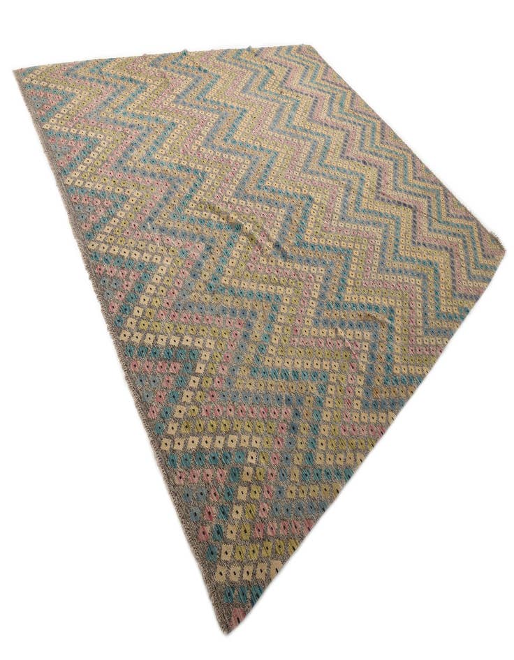 Detail image of 10' 4 x 13'  Hand Woven Kilim Modern Wool Rug