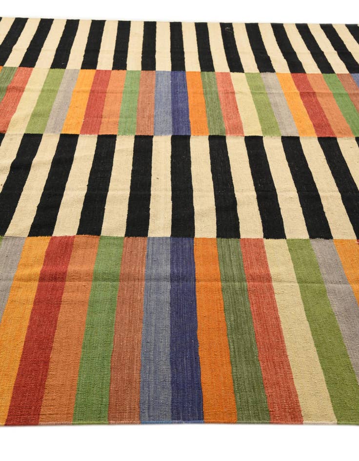 Detail image of 9' 9 x 12' 11  Hand Woven Kilim Modern Wool Rug