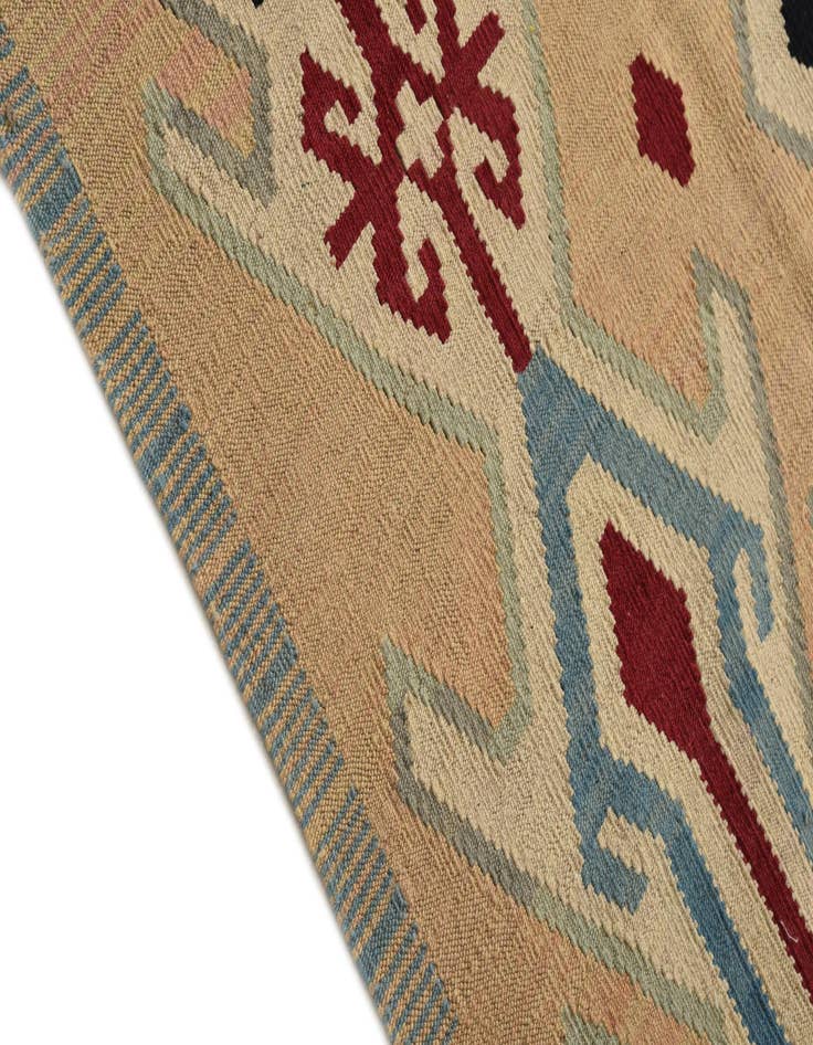 Detail image of 7' x 9' 5  Hand Woven Kilim Modern Wool Rug