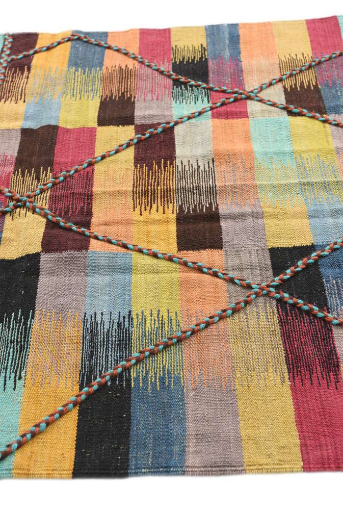4' 2 x 6' Hand Woven Kilim Modern Wool Rug