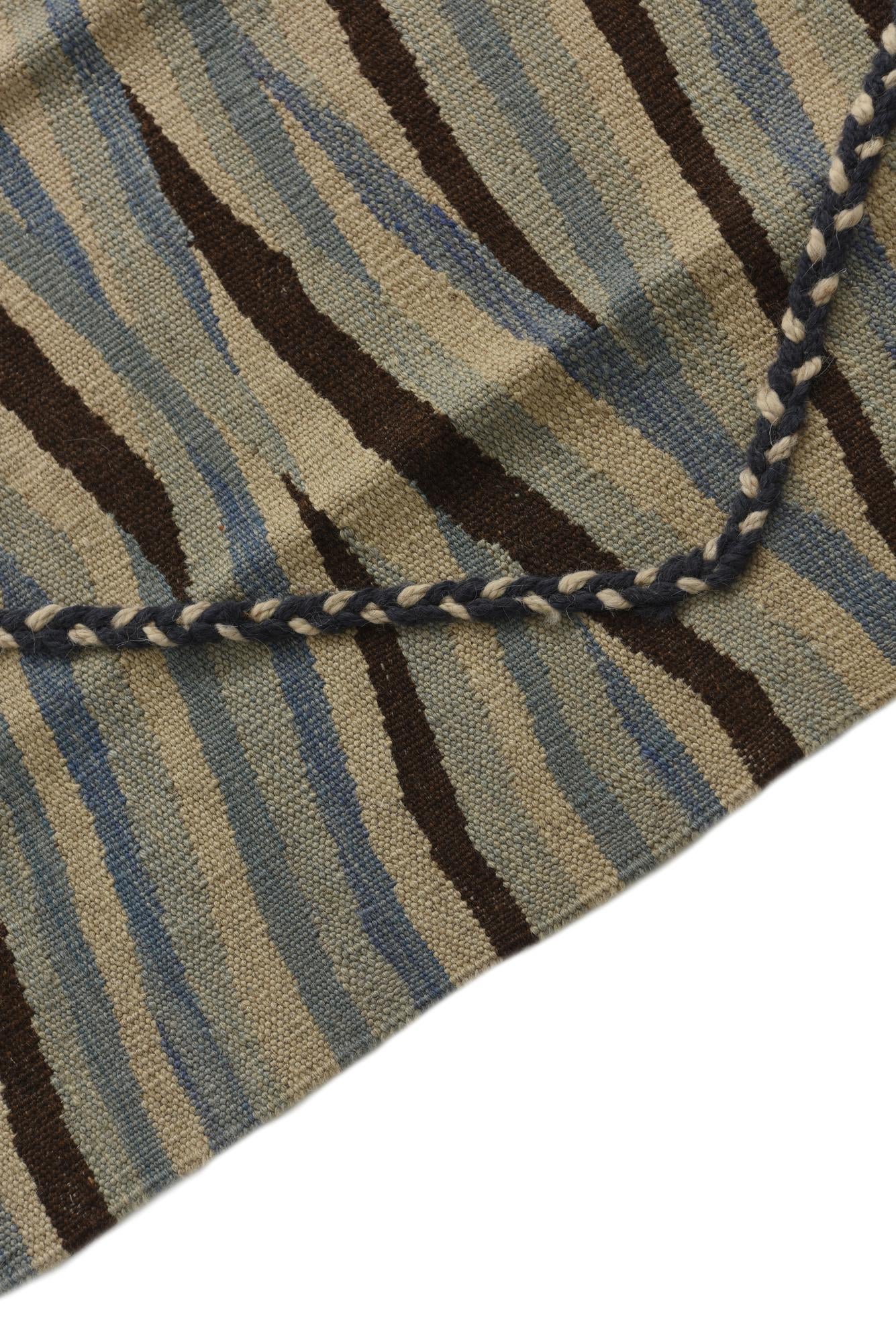 4' 6 x 6' 1 Hand Woven Kilim Modern Wool Rug