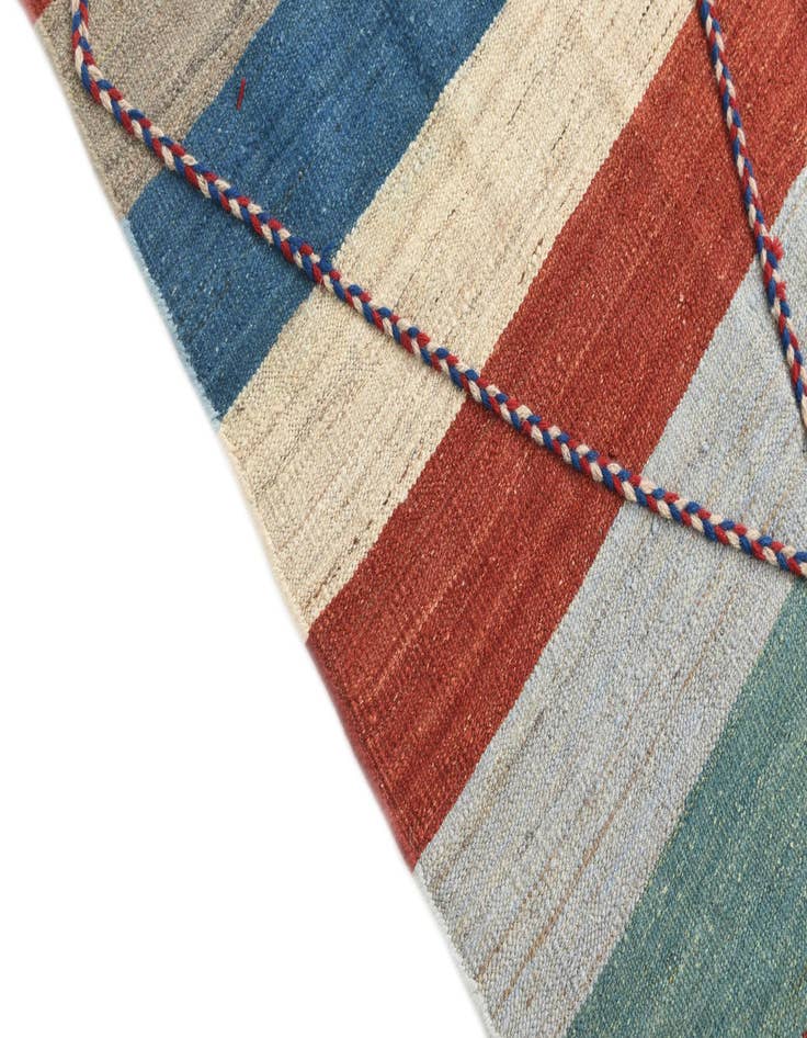 Detail image of 6' 3 x 10'  Hand Woven Kilim Modern Wool Rug