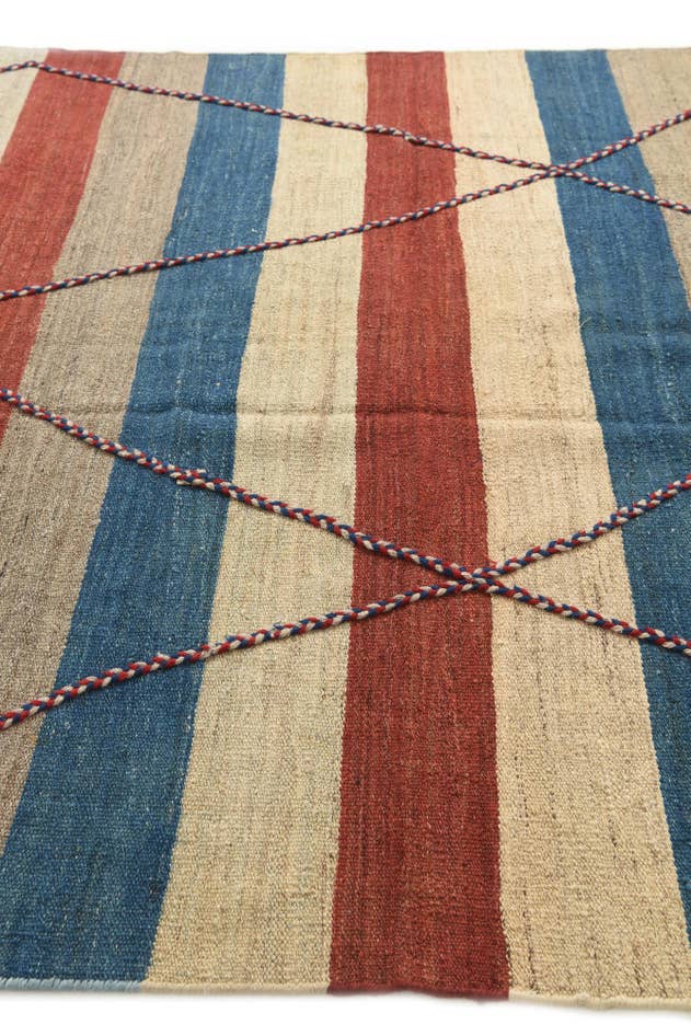 Detail image of 6' 3 x 9' 9 Hand Woven Kilim Modern Wool Rug