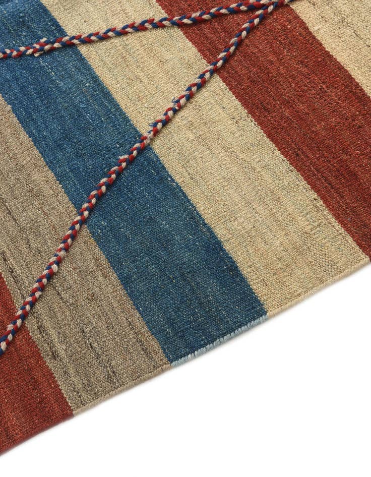 Detail image of 6' 3 x 9' 9  Hand Woven Kilim Modern Wool Rug