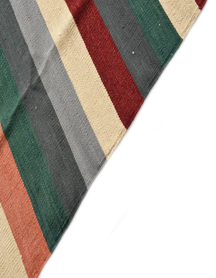 Detail image of 8' 2 x 9' 9  Hand Woven Kilim Modern Wool Rug