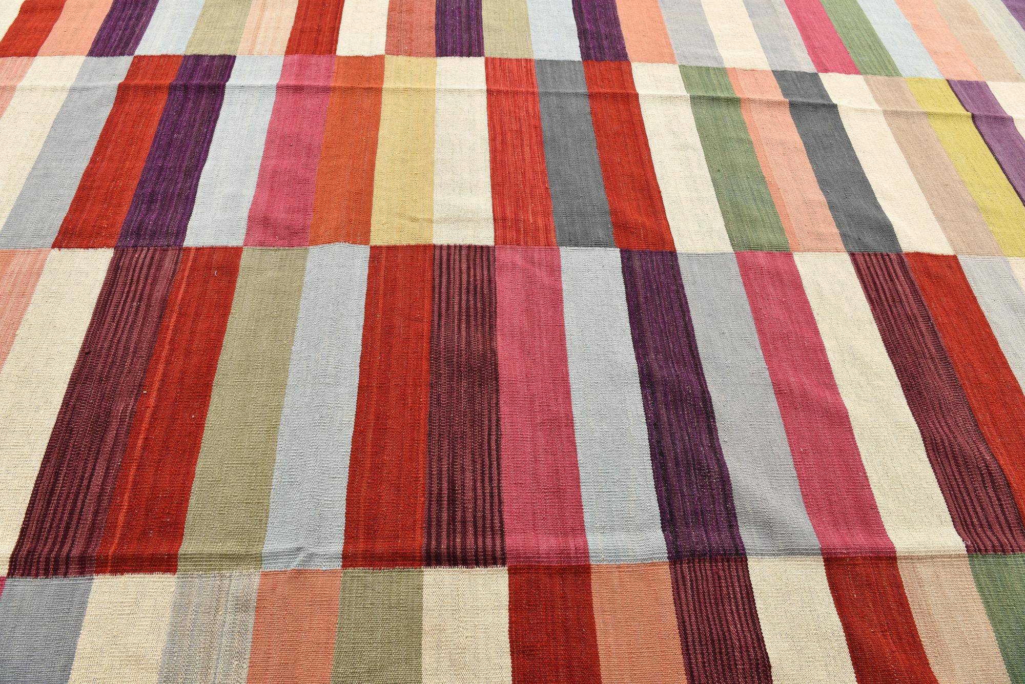 8' 7 x 11' 5 Hand Woven Kilim Modern Wool Rug