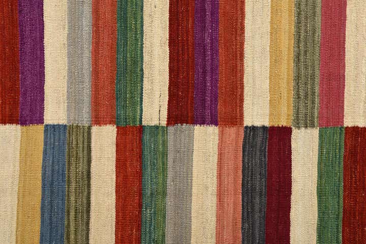 6' x 7' 10 Hand Woven Kilim Modern Wool Rug