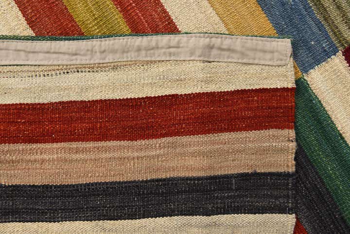 6' x 7' 10 Hand Woven Kilim Modern Wool Rug