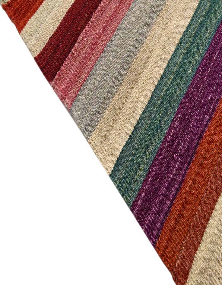 Detail image of 5' 10 x 7' 8  Hand Woven Kilim Modern Wool Rug