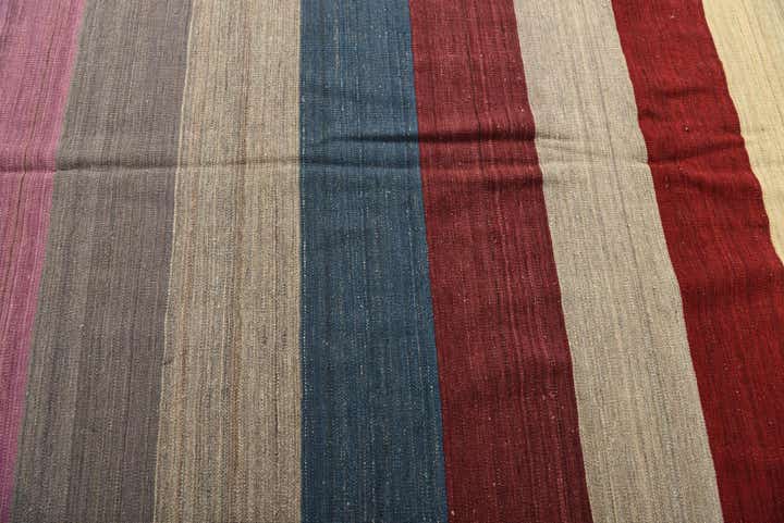 5' 7 x 8' Hand Woven Kilim Modern Wool Rug