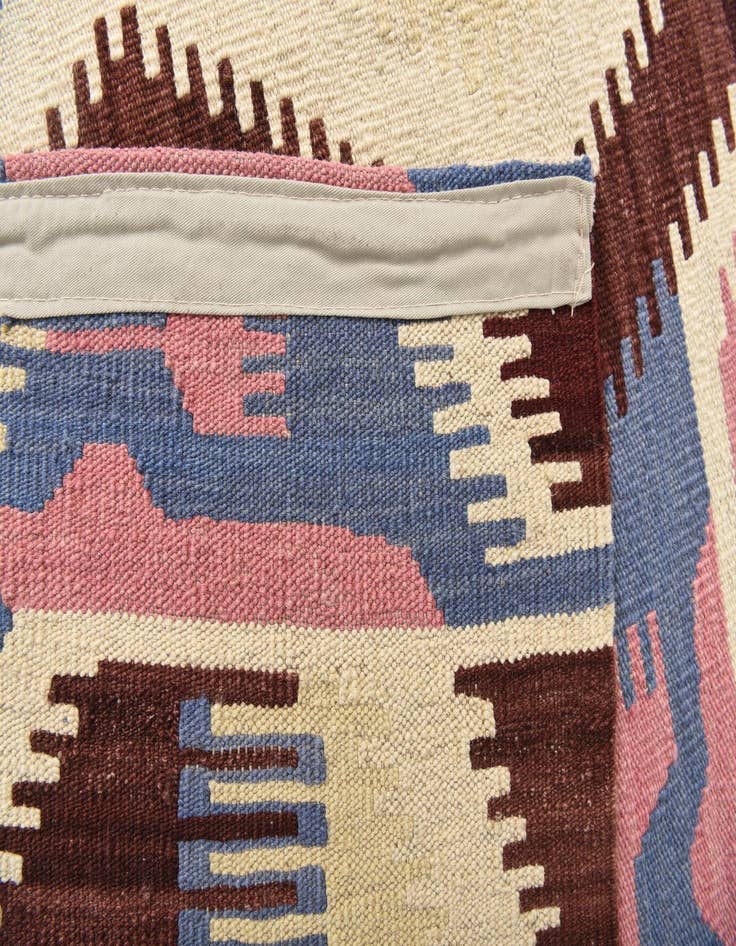 Detail image of 5' 4 x 6' 6  Hand Woven Kilim Modern Wool Rug