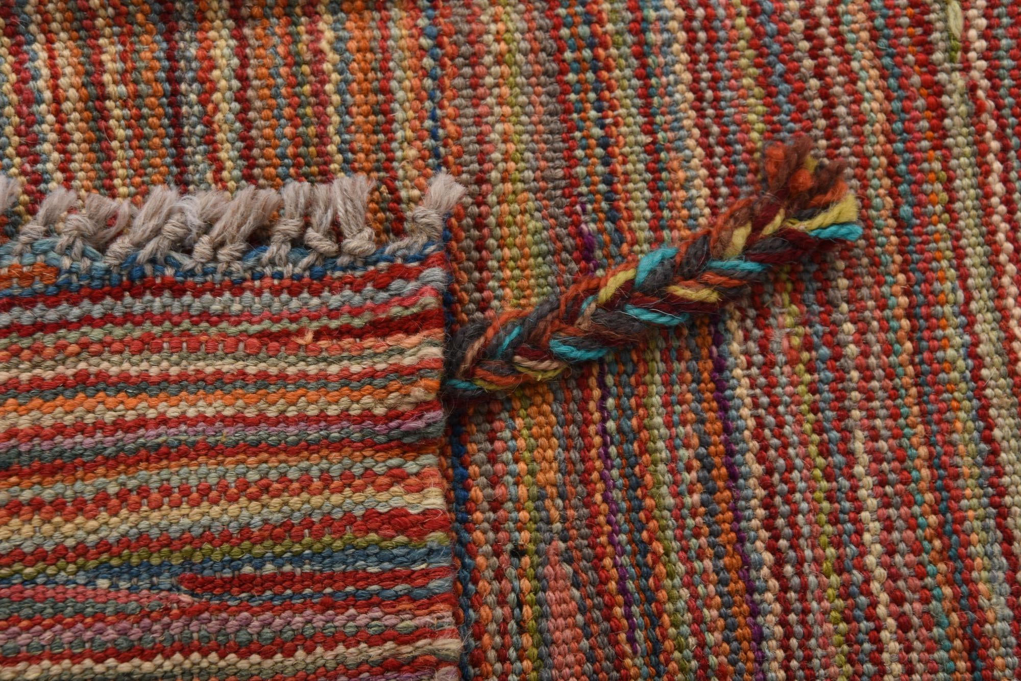 5' 8 x 8' 2 Hand Woven Kilim Modern Wool Rug