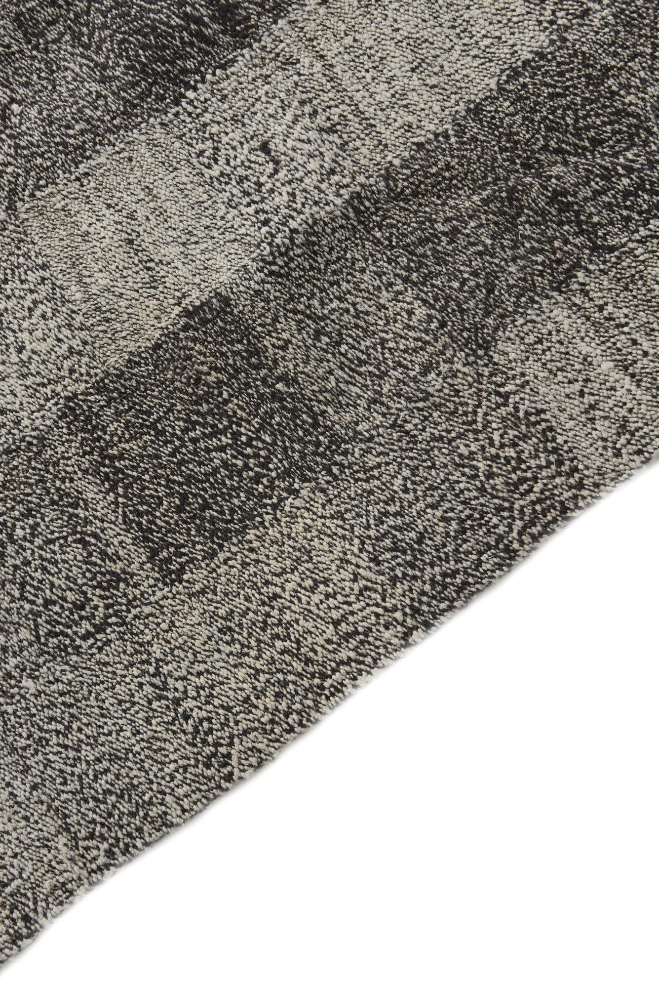 4' 9 x 6' 9 Hand Woven Kilim Modern Wool Rug