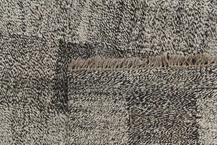 4' 9 x 6' 9 Hand Woven Kilim Modern Wool Rug
