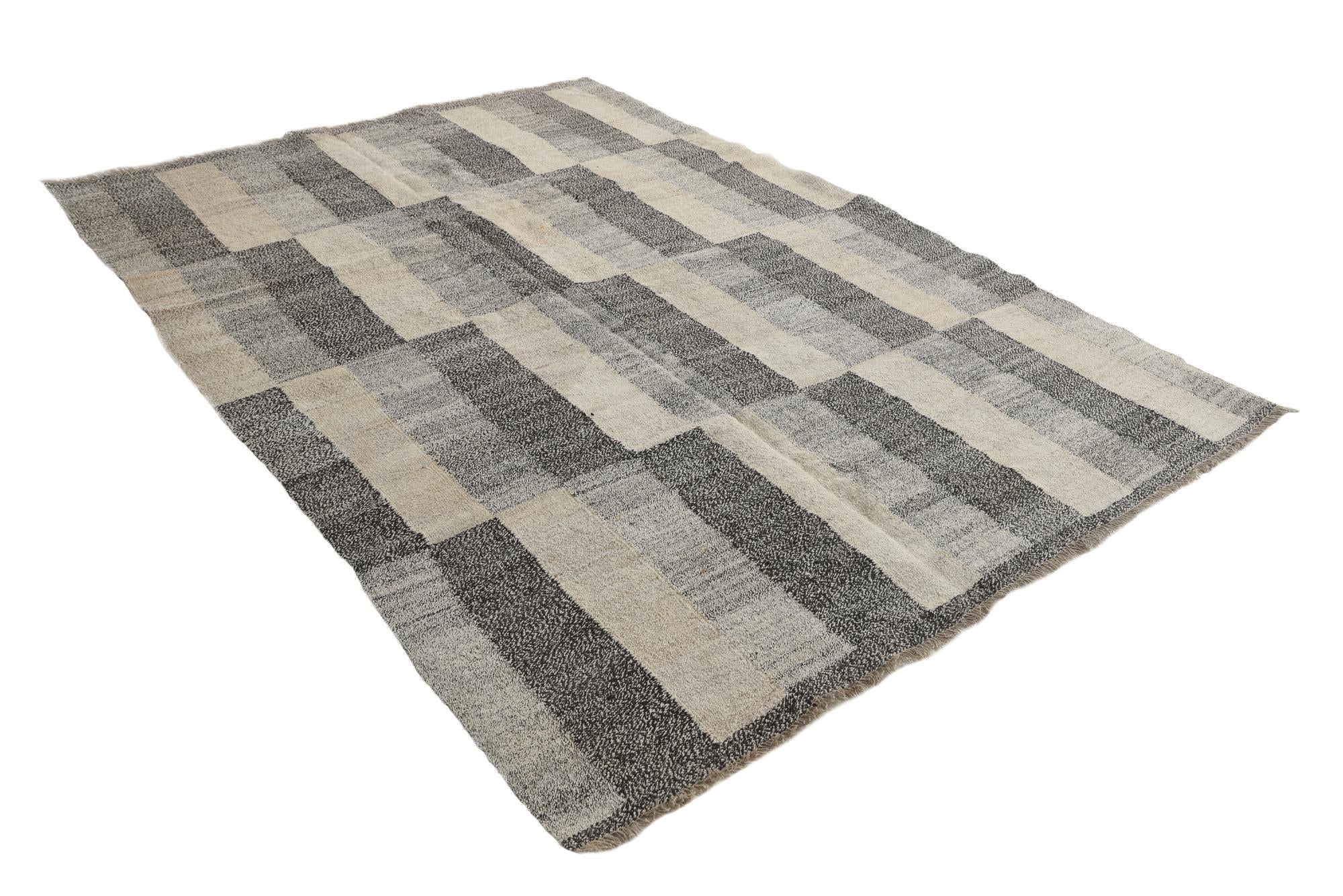 6' 10 x 9' 6 Hand Woven Kilim Modern Wool Rug