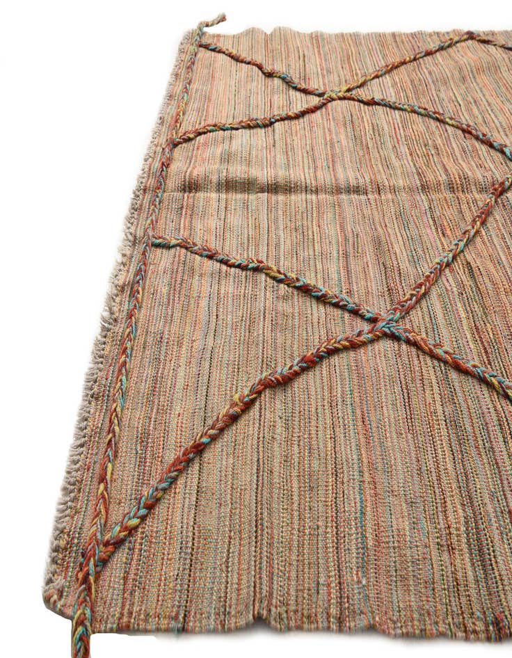 Detail image of 4' 4 x 6' 6 Hand Woven Kilim Modern Wool Rug