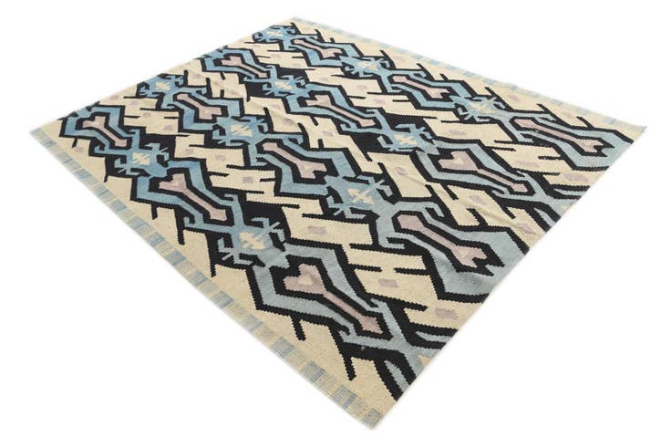 Detail image of 6' 2 x 7' 8 Hand Woven Kilim Modern Wool Rug