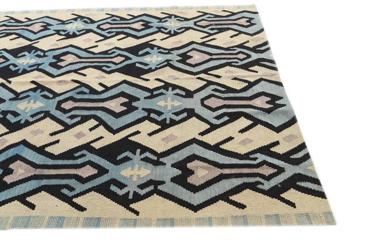 Detail image of 6' 2 x 7' 8 Hand Woven Kilim Modern Wool Rug
