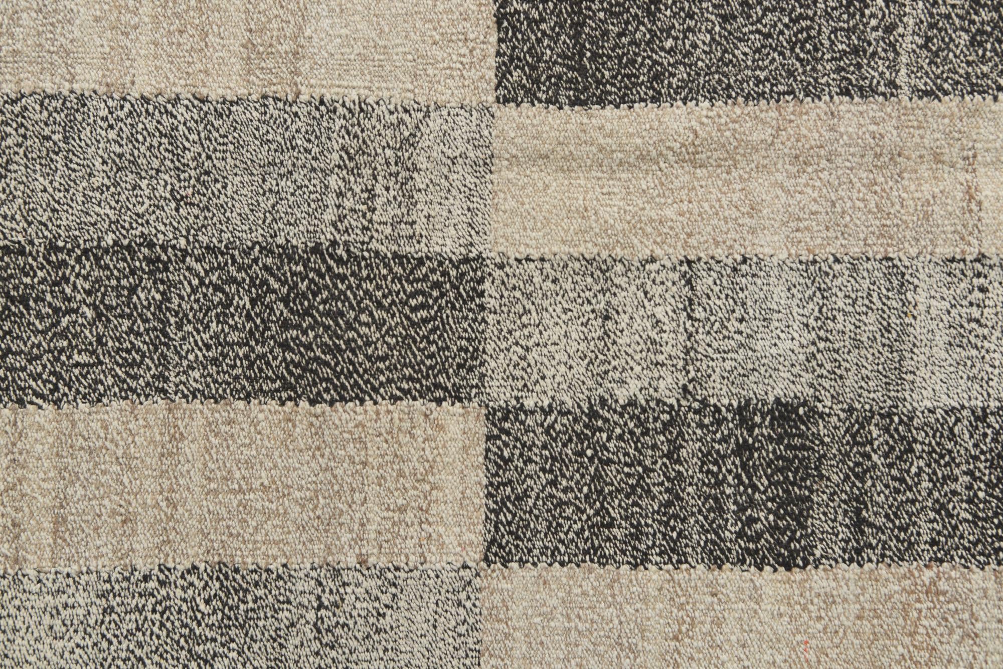 4' 10 x 6' 4 Hand Woven Kilim Modern Wool Rug