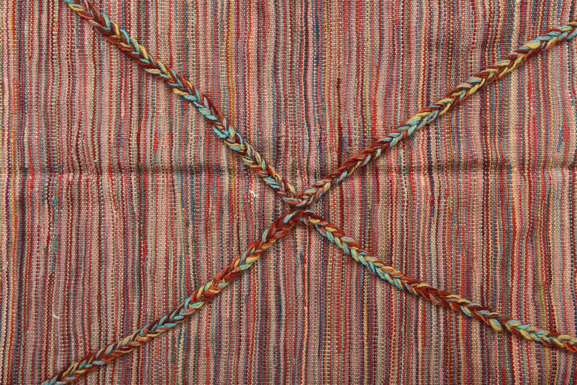 4' 7 x 6' 4 Hand Woven Kilim Modern Wool Rug