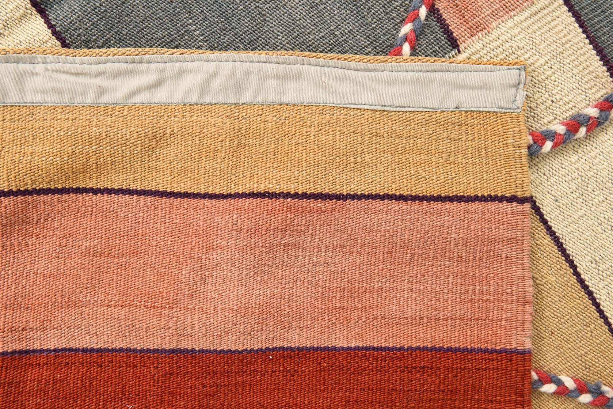 4' 8 x 6' 2 Hand Woven Kilim Modern Wool Rug