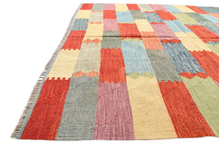 Detail image of 6' 6 x 9' 10 Hand Woven Kilim Modern Wool Rug