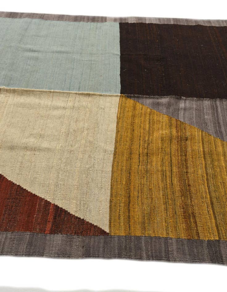 Detail image of 5' 9 x 8'  Hand Woven Kilim Modern Wool Rug