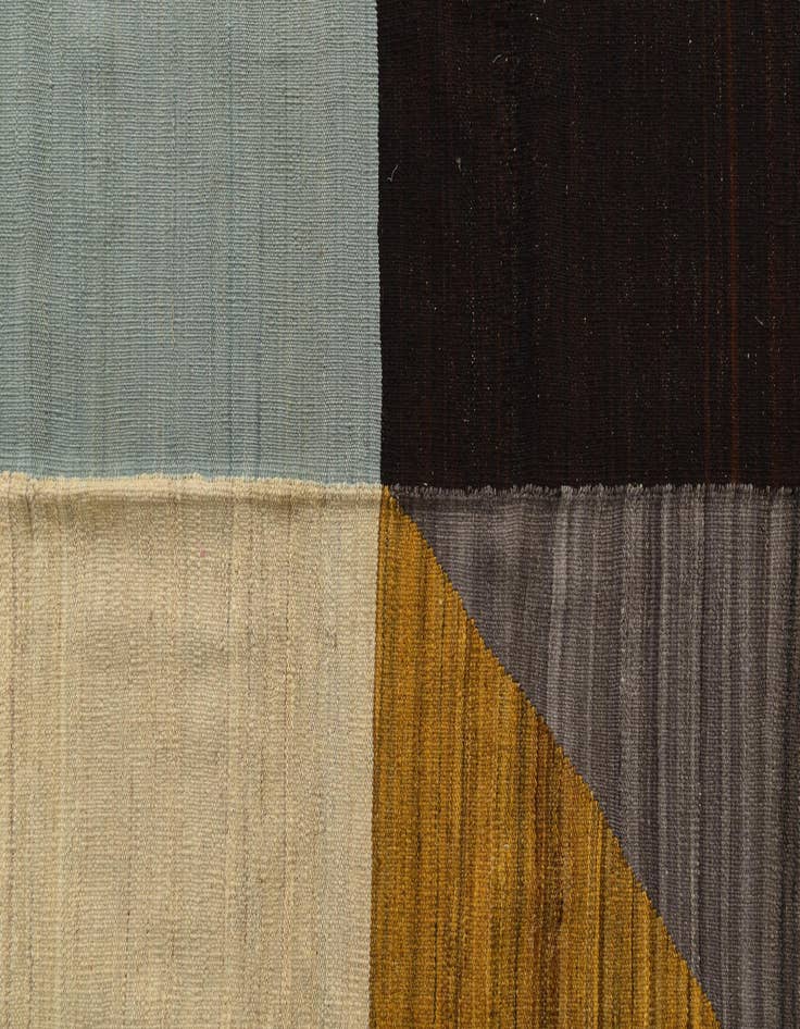 Detail image of 5' 9 x 8'  Hand Woven Kilim Modern Wool Rug