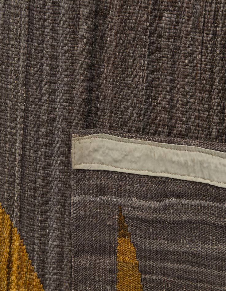 Detail image of 5' 9 x 8'  Hand Woven Kilim Modern Wool Rug