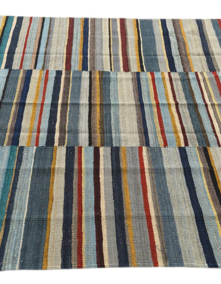 Detail image of 4' 8 x 6' 5  Hand Woven Kilim Modern Wool Rug