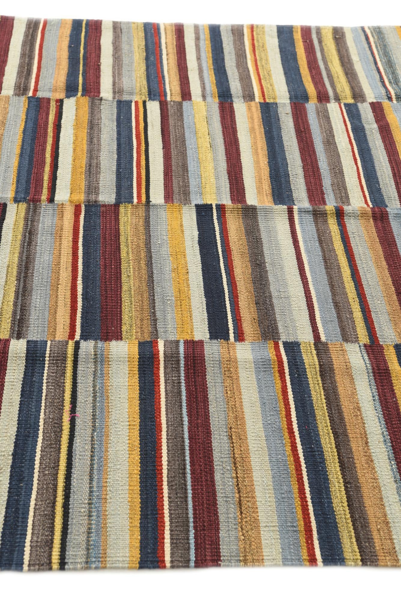 4' 9 x 6' 5 Hand Woven Kilim Modern Wool Rug