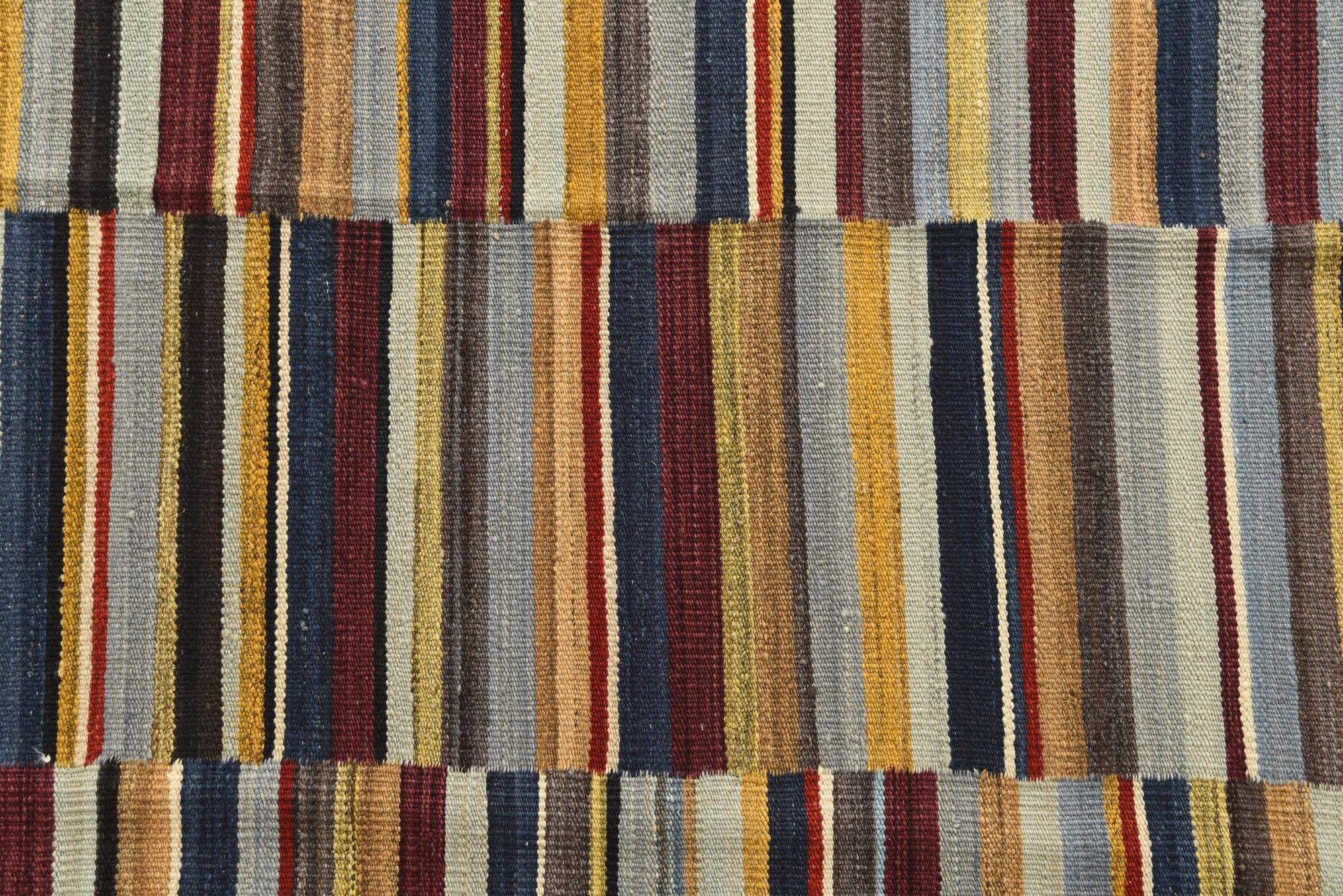 4' 9 x 6' 5 Hand Woven Kilim Modern Wool Rug