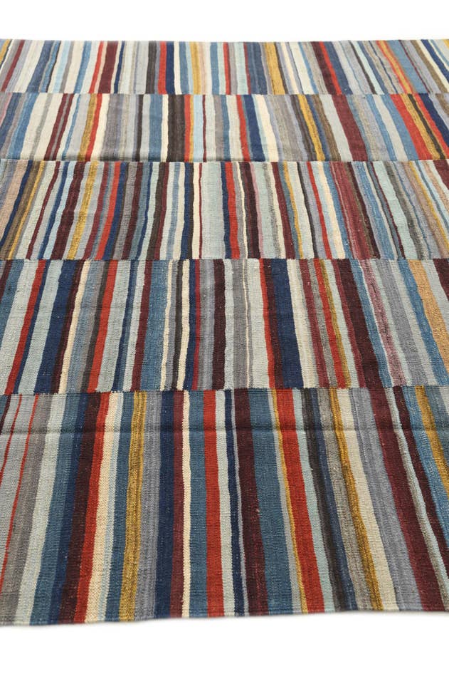 Detail image of 8' 3 x 9' 9 Hand Woven Kilim Modern Wool Rug