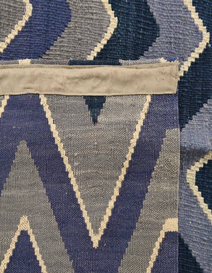 Detail image of 8' 8 x 9' 10  Hand Woven Kilim Modern Wool Rug