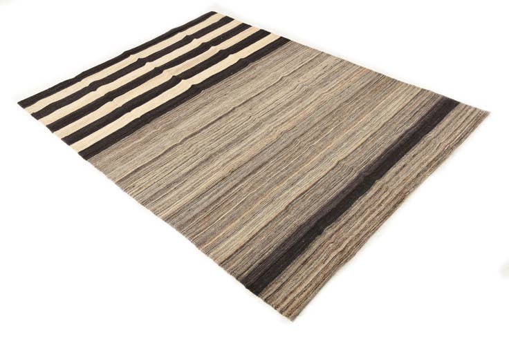 Detail image of 4' 2 x 5' 10 Hand Woven Kilim Modern Wool Rug