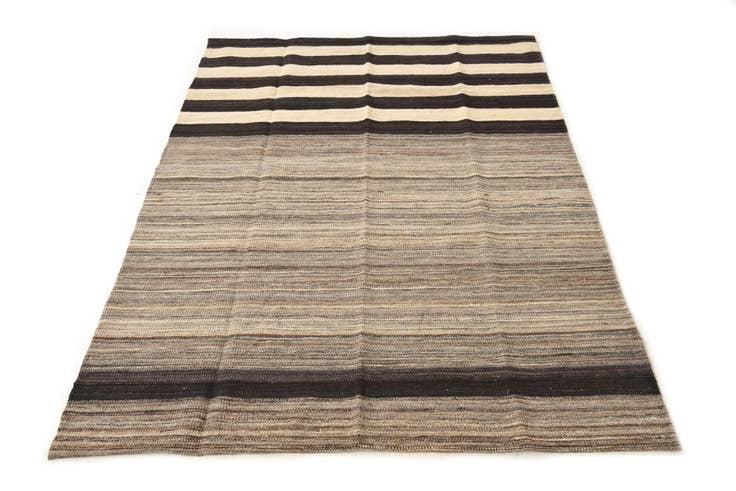 Detail image of 4' 2 x 5' 10 Hand Woven Kilim Modern Wool Rug