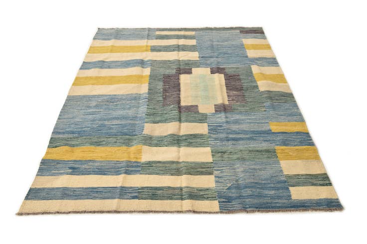Detail image of 5' 2 x 7' Hand Woven Kilim Modern Wool Rug