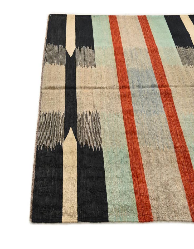 Detail image of 5' 1 x 6' 7  Hand Woven Kilim Modern Wool Rug