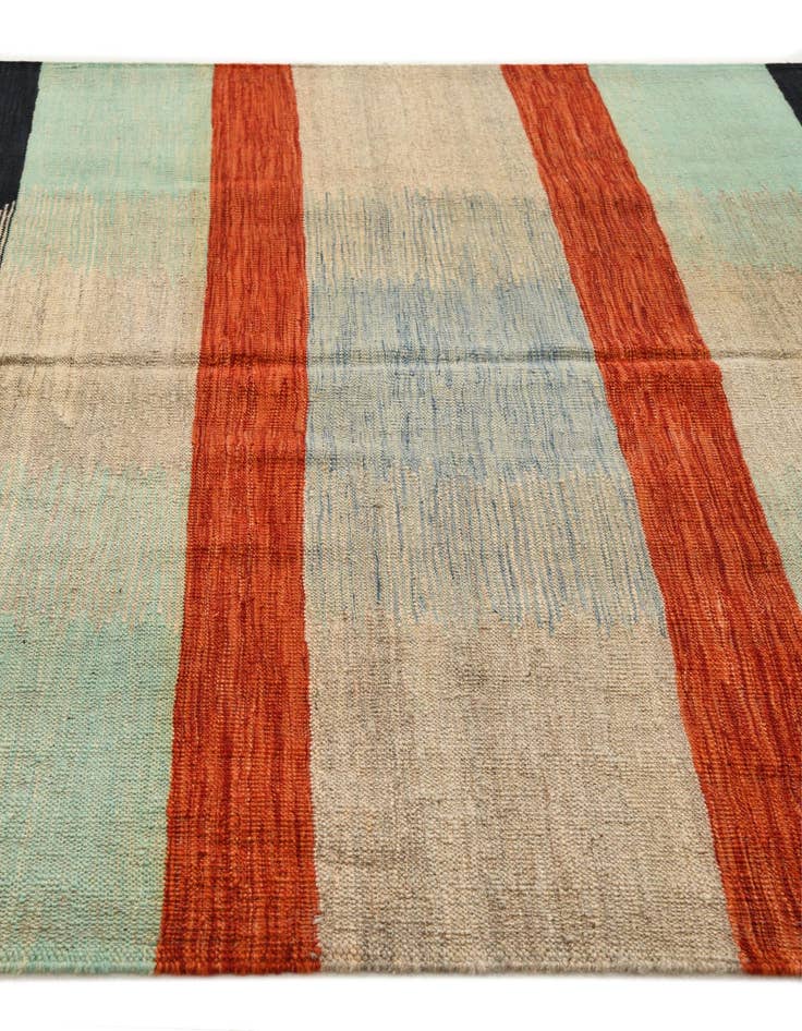 Detail image of 5' 1 x 6' 7  Hand Woven Kilim Modern Wool Rug