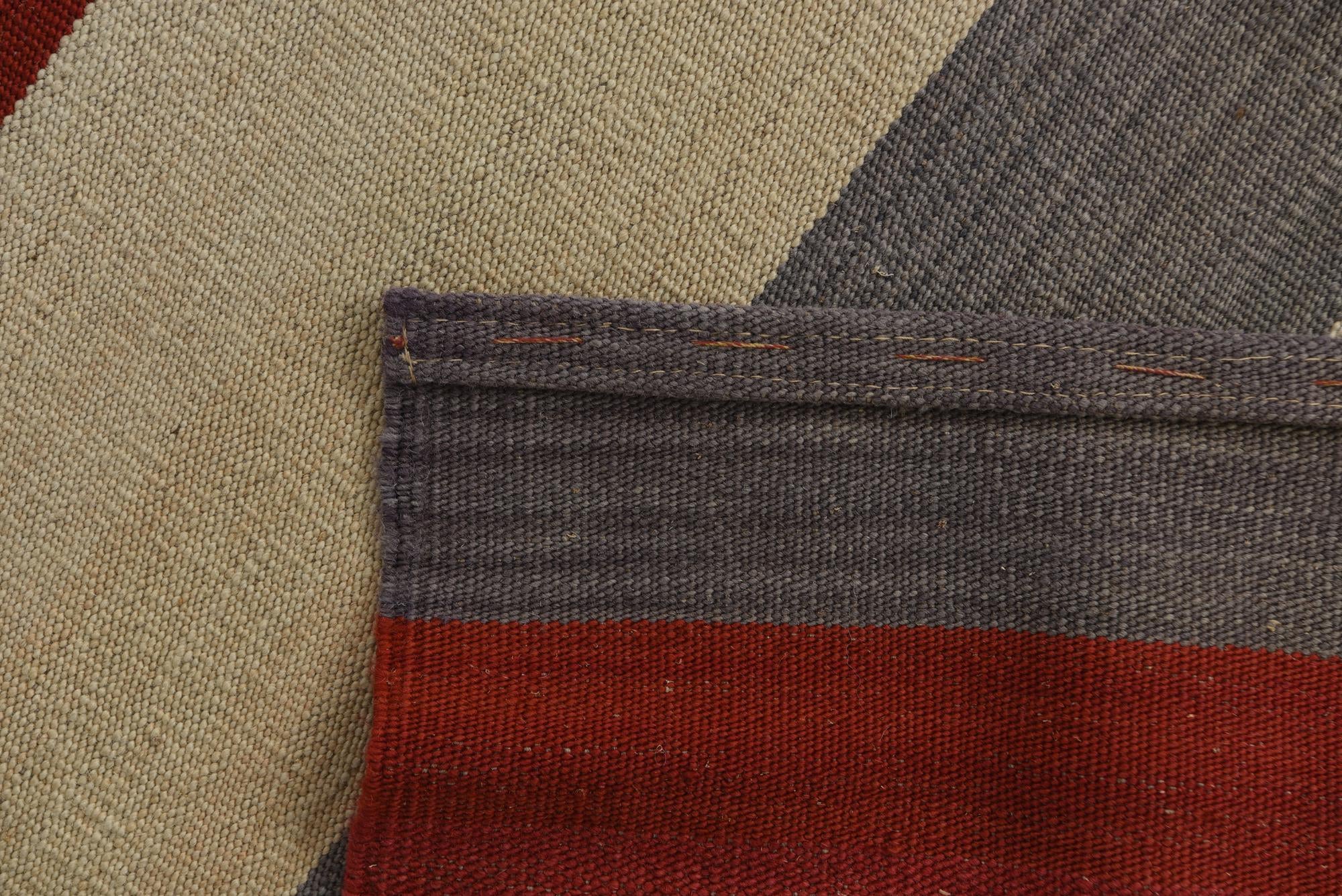 5' 9 x 7' 6 Hand Woven Kilim Modern Wool Rug