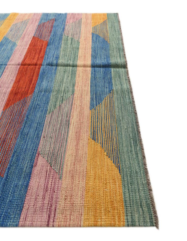 Detail image of 5' x 6' 6  Hand Woven Kilim Modern Wool Rug
