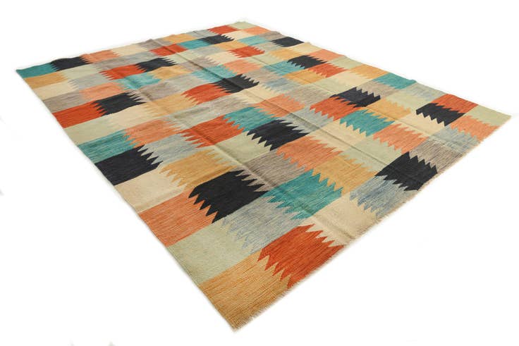 Detail image of 8' 1 x 9' 9 Hand Woven Kilim Modern Wool Rug