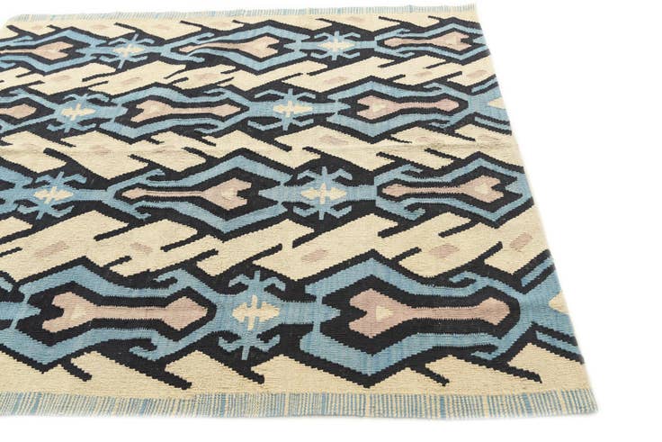 Detail image of 5' 6 x 6' 1 Hand Woven Kilim Modern Wool Rug