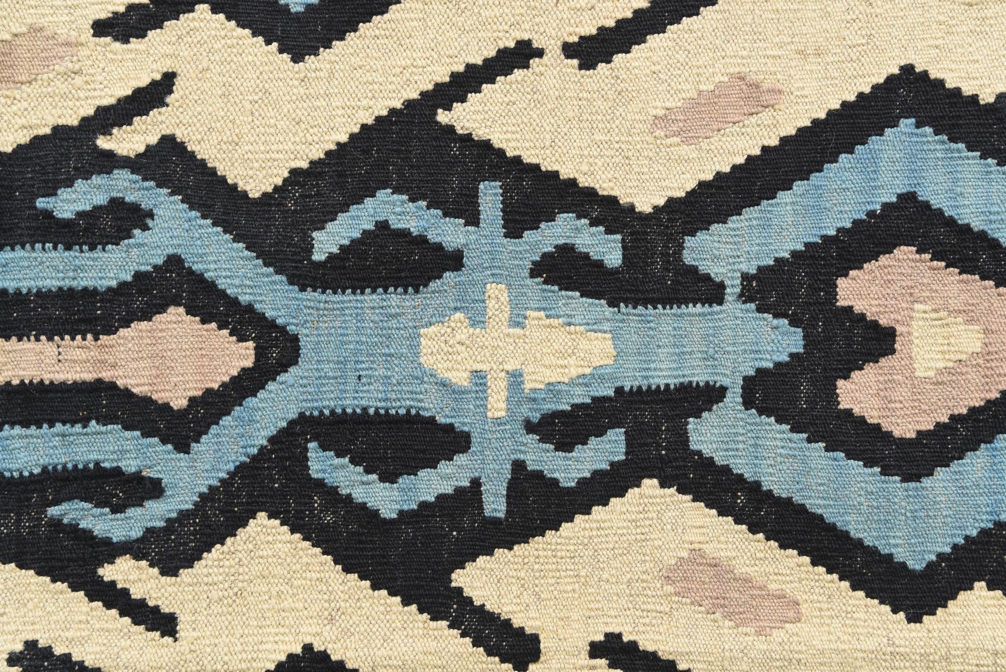5' 6 x 6' 1 Hand Woven Kilim Modern Wool Rug