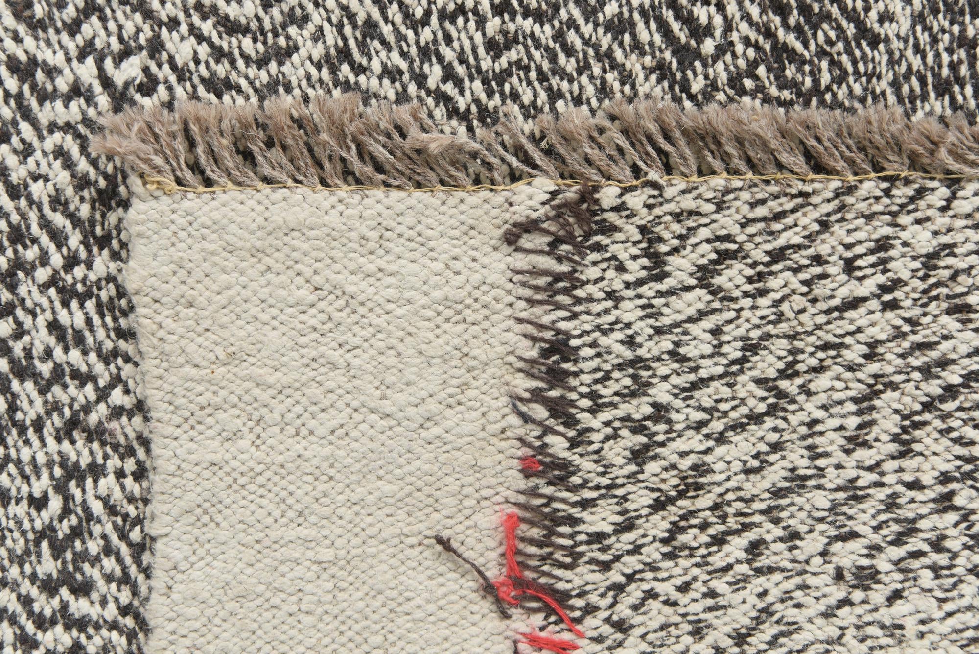 6' x 7' 9 Hand Woven Kilim Modern Wool Rug